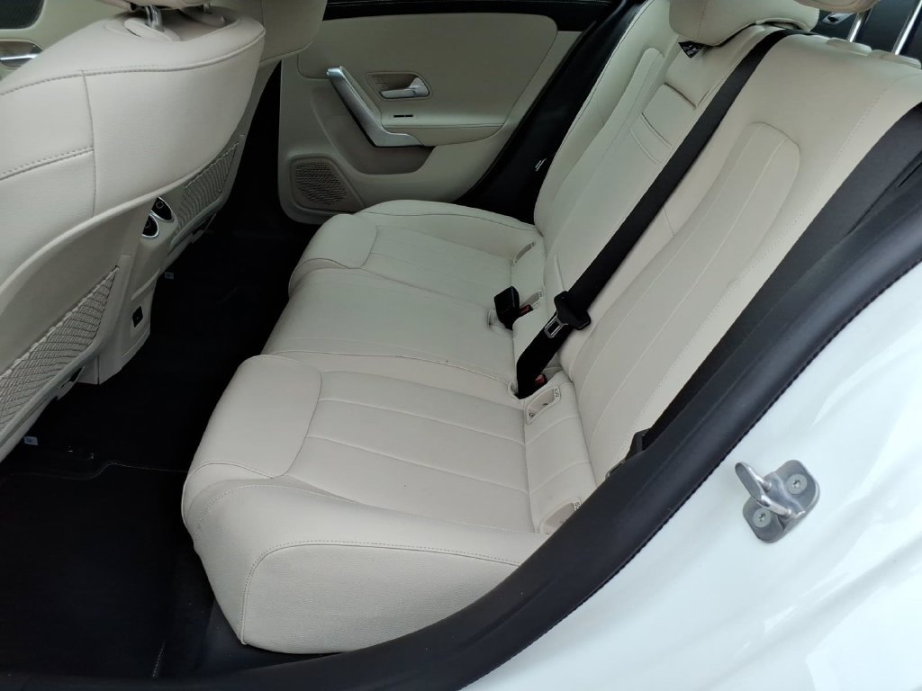Used 2024 Mercedes-Benz CLA 250 4MATIC image 11