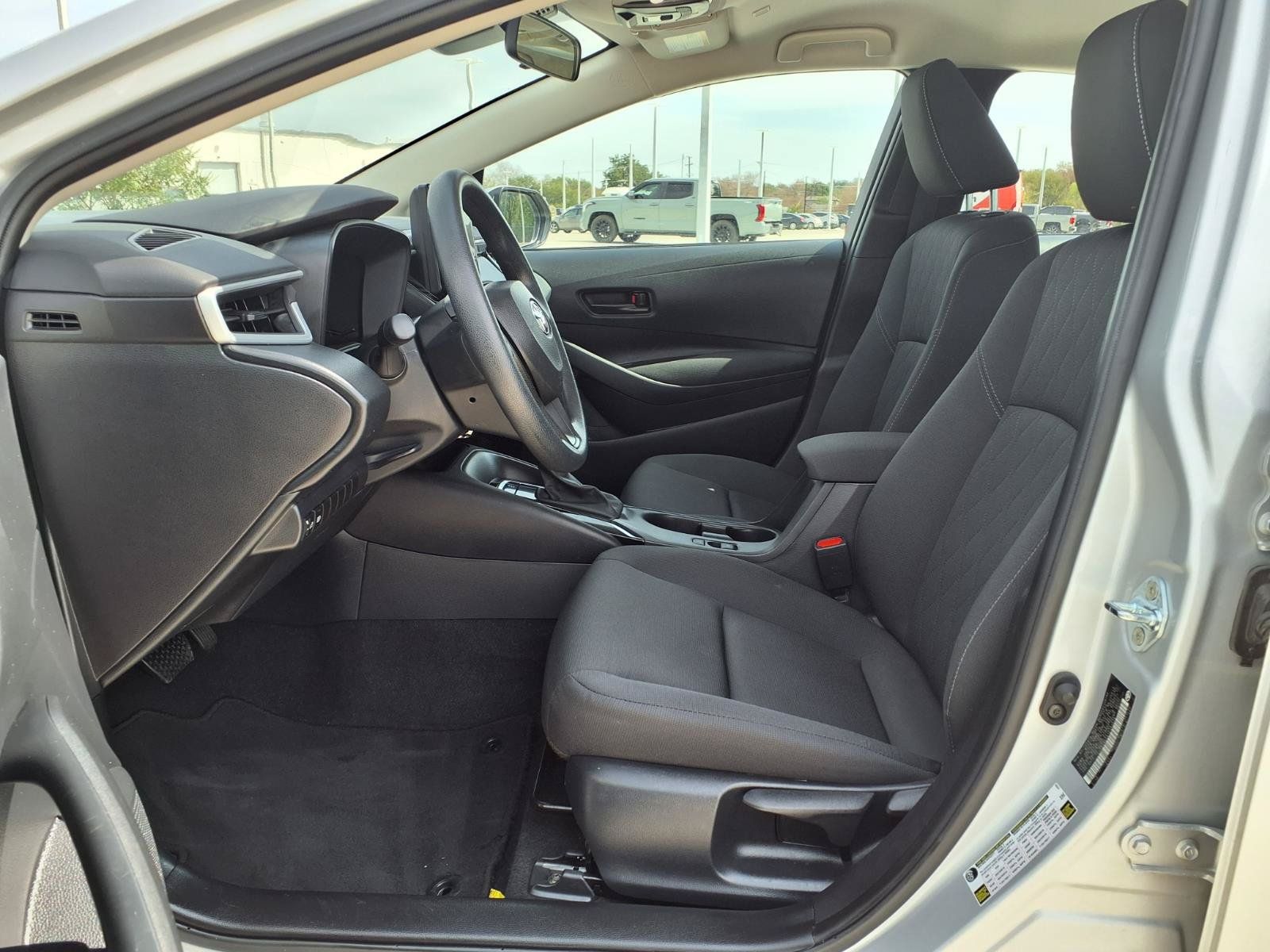 Used 2026 Toyota Corolla LE FWD image 23