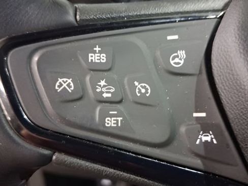 Used 2022 Chevrolet Equinox RS w/ RS Leather Package AWD/4WD image 29
