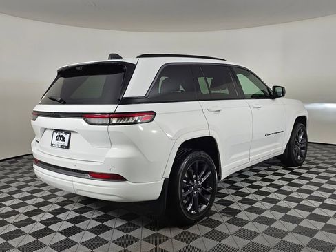 New 2026 Jeep Grand Cherokee Limited AWD/4WD image 4