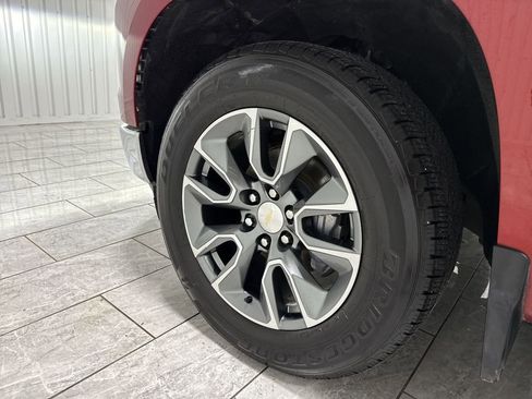 Used 2024 Chevrolet Silverado 1500 LT image 34