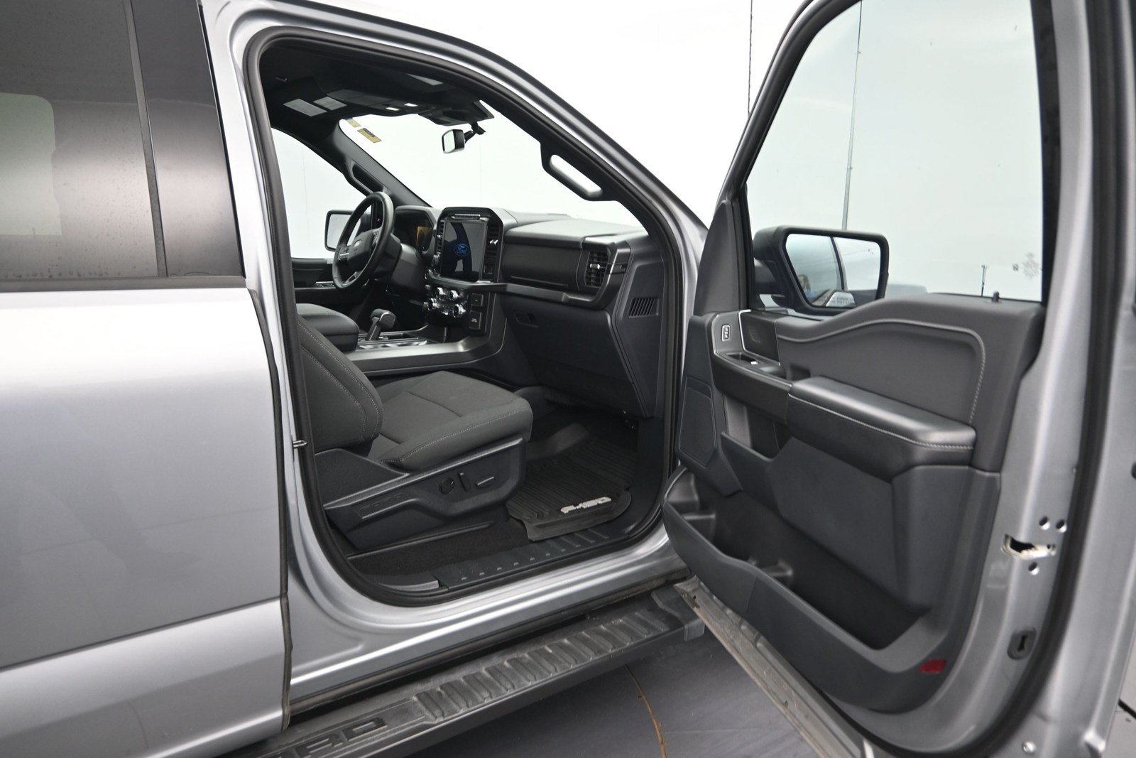 Used 2024 Ford F150 XLT w/ Equipment Group 302A MID AWD/4WD image 13