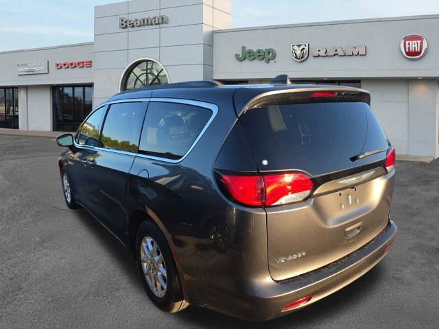 Used 2021 Chrysler Voyager Lxi FWD image 4