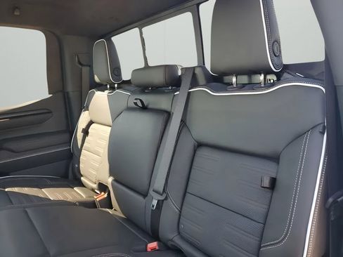 New 2026 GMC Sierra 1500 AT4X image 40