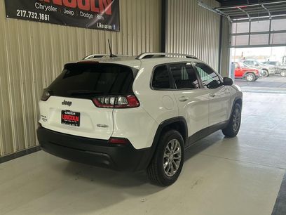 Used 2019 Jeep Cherokee Latitude Plus w/ Comfort/Convenience Group