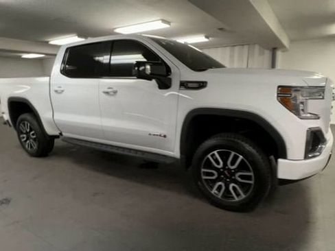 Certified 2021 GMC Sierra 1500 AT4 image 2