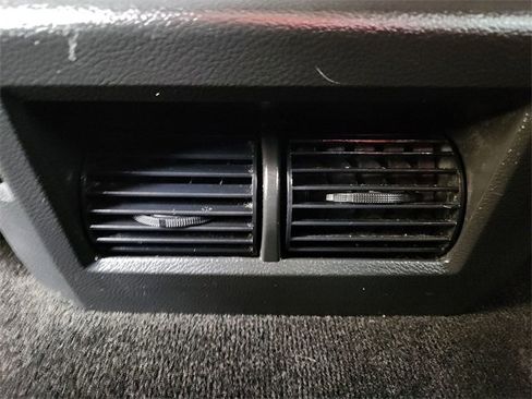 Used 2015 RAM 2500 Tradesman w/ Chrome Appearance Group image 19