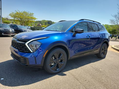 Used 2025 Kia Sportage X-Line w/ Premium Package AWD/4WD image 1