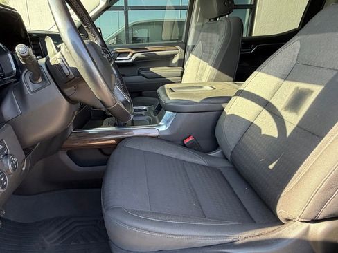 Used 2022 Chevrolet Silverado 1500 LT Trail Boss w/ Protection Package image 8