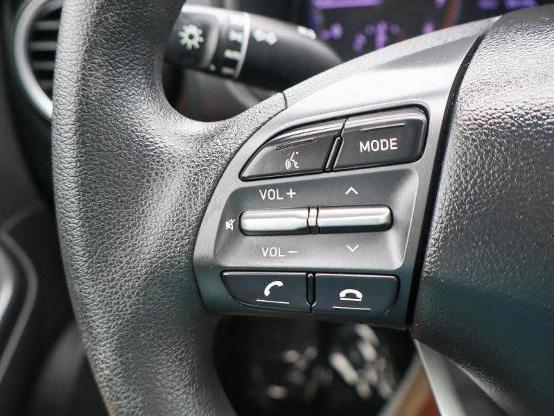 Used 2020 Hyundai Kona SE w/ Cargo Package FWD image 16