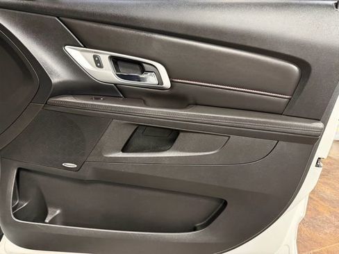 Used 2017 GMC Terrain SLE w/ Convenience Package image 25