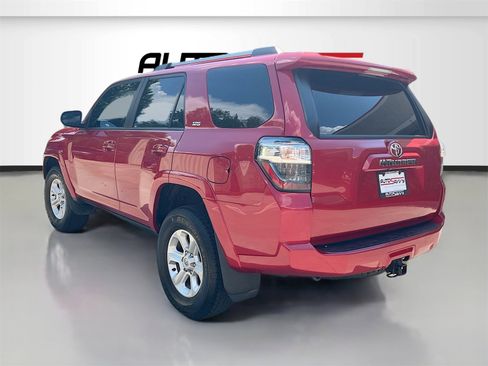 Used 2023 Toyota 4Runner SR5 Premium image 5