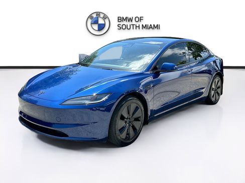 Used 2025 Tesla Model 3 Long Range image 3