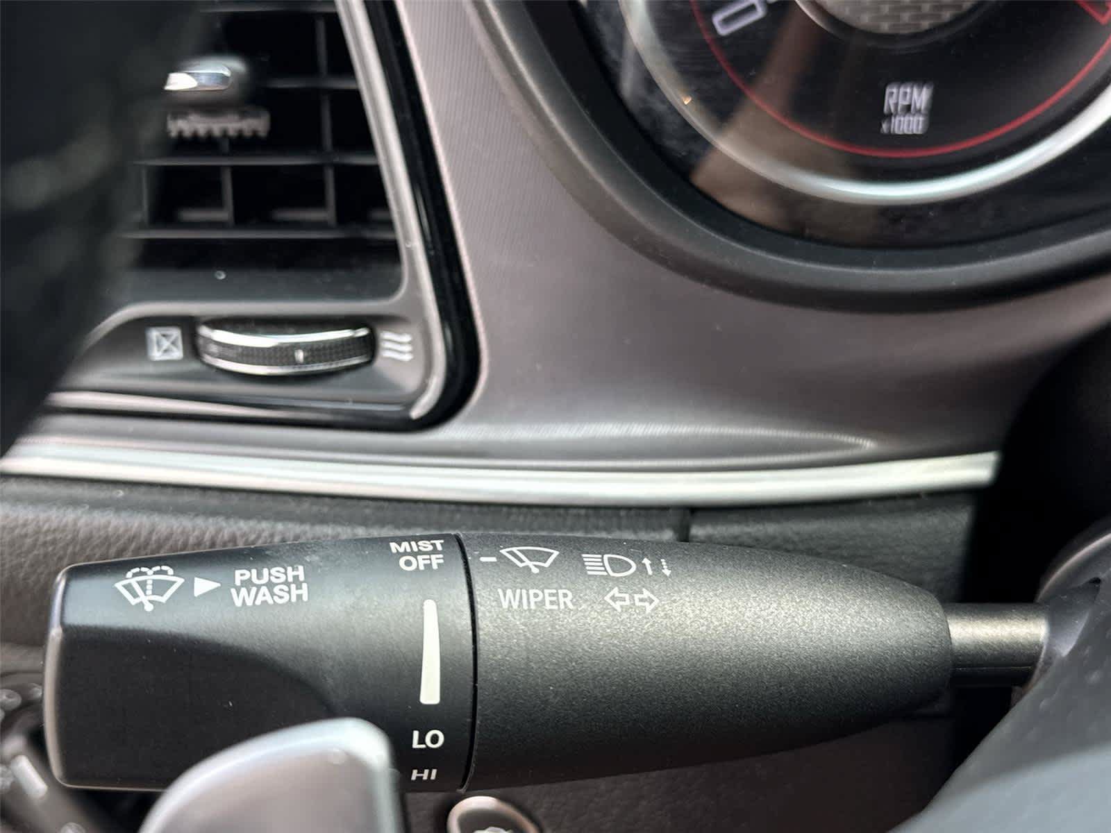 Used 2022 Dodge Challenger GT AWD/4WD image 19