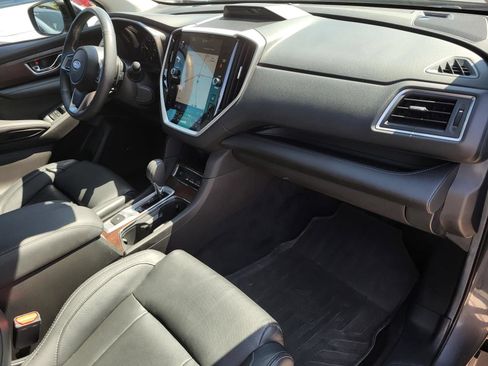 Used 2023 Subaru Ascent Touring AWD/4WD image 8