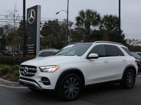 Used 2024 Mercedes-Benz GLE 350 4MATIC image 1