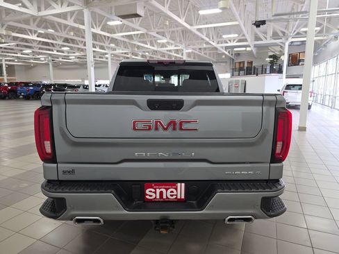Used 2023 GMC Sierra 1500 Denali w/ Denali Reserve Package AWD/4WD image 4