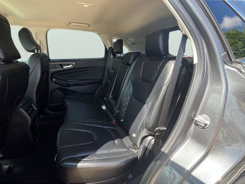 Used 2024 Ford Edge Titanium AWD/4WD image 16