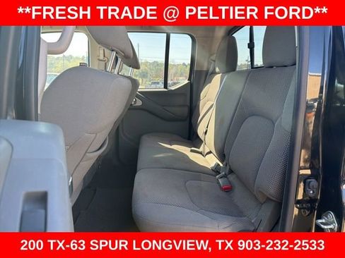 Used 2019 Nissan Frontier SV image 12