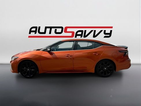 Used 2022 Nissan Maxima SR w/ Sport Mat Group FWD image 4
