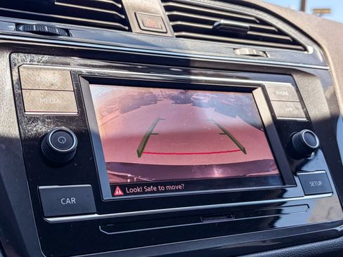 Used 2018 Volkswagen Tiguan S FWD image 24
