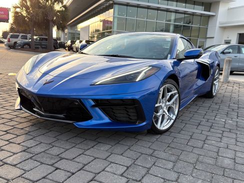 Used 2020 Chevrolet Corvette Stingray w/ 2LT Preferred Equipment Group image 1