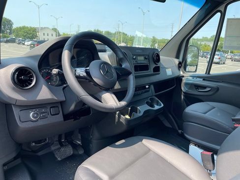 New 2025 Mercedes-Benz Sprinter 2500 image 7