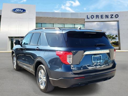 Used 2023 Ford Explorer XLT image 6