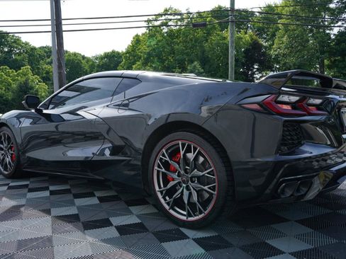 Used 2024 Chevrolet Corvette Stingray Preferred Cpe w/ Z51 Performance Package RWD image 10