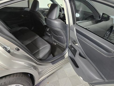 Used 2021 Lexus ES 250 AWD/4WD image 13