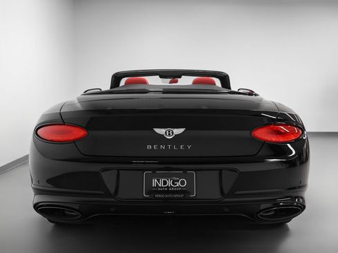 Used 2024 Bentley Continental GT Mulliner AWD/4WD image 37
