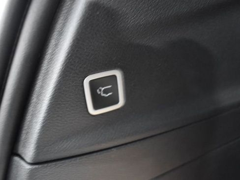 New 2026 Chrysler Pacifica Limited image 45