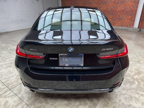 Used 2023 BMW 330i xDrive Sedan w/ Convenience Package AWD/4WD image 4