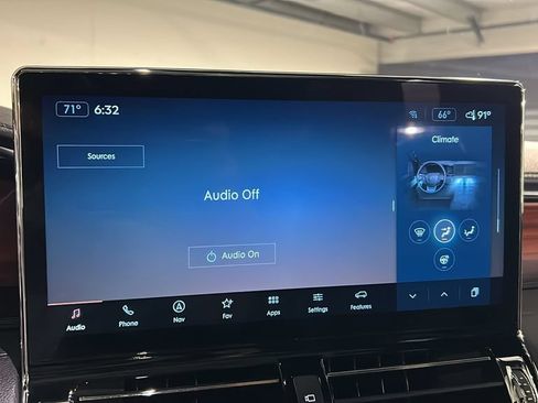 Used 2024 Lincoln Navigator L Reserve AWD/4WD image 19