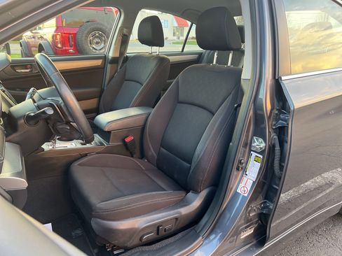 Used 2019 Subaru Legacy 2.5i Premium AWD/4WD image 19