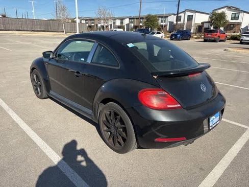 Used 2013 Volkswagen Beetle 2.5 image 3