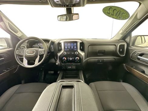 Used 2022 GMC Sierra 1500 Elevation image 3