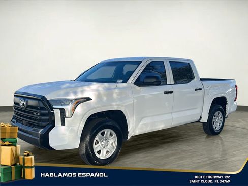 Used 2025 Toyota Tundra SR image 2