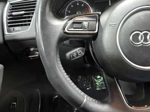Used 2017 Audi Q5 2.0T Premium Plus w/ Technology Package image 15