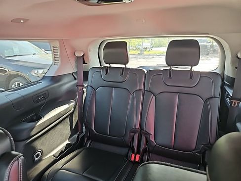 Used 2023 Jeep Grand Cherokee L Limited w/ Black Appearance Package image 14