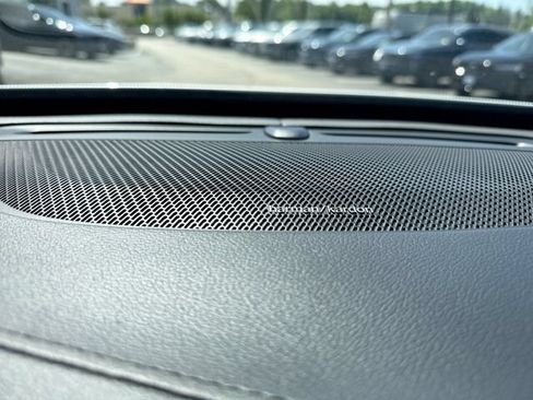 Certified 2023 Volvo XC90 B6 Ultimate w/ Protection Package Premier AWD/4WD image 31