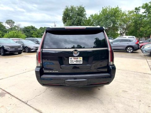 Used 2015 Cadillac Escalade ESV Luxury image 6