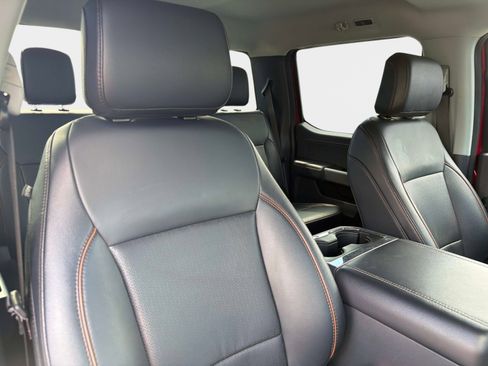 Used 2025 Ford F450 Lariat image 27