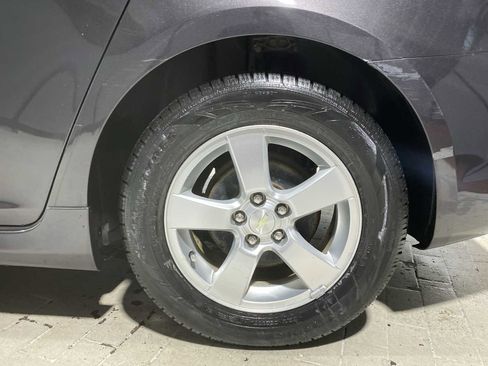 Used 2016 Chevrolet Cruze LT w/ Sun And Sound Package image 8