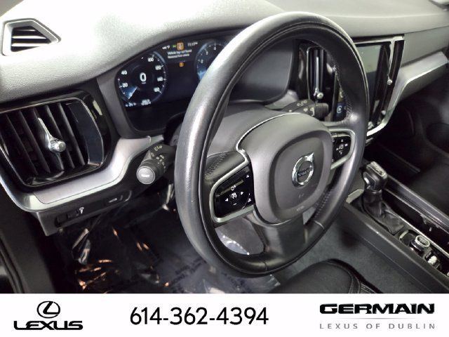 Used 2020 Volvo V60 T5 Cross Country AWD/4WD image 17