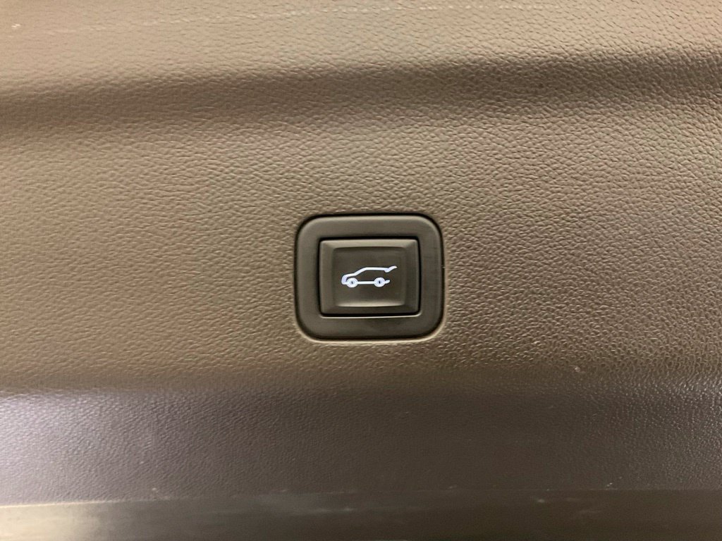 Used 2024 GMC Yukon Denali w/ Denali Reserve Package AWD/4WD image 31