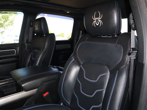 Used 2022 RAM 1500 Big Horn AWD/4WD image 32