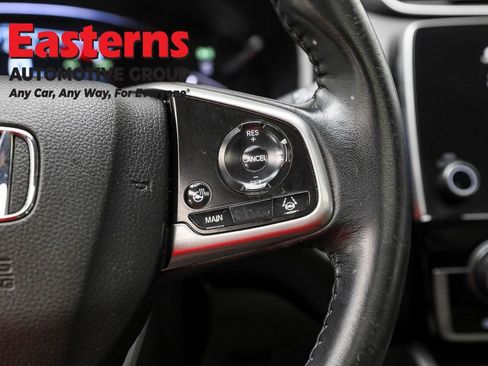 Used 2022 Honda CR-V Touring image 16