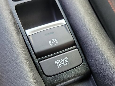 Used 2024 Honda HR-V Sport image 28
