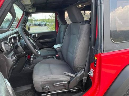 Certified 2023 Jeep Wrangler Sport AWD/4WD image 32